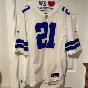 Large Nike Ezekiel Elliot Jersey